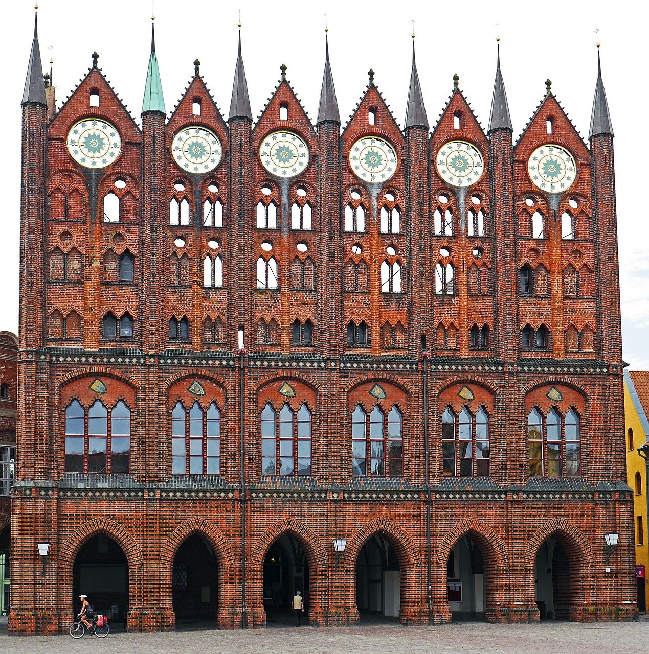 Stralsund – Das Tor Zur Insel Rügen